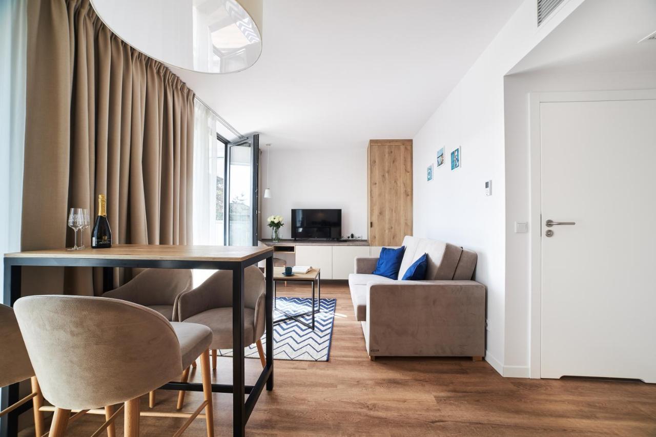 Jantaris Mielno Apartamenty Przy Plazy Bagian luar foto