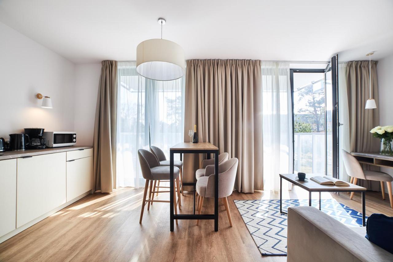 Jantaris Mielno Apartamenty Przy Plazy Bagian luar foto