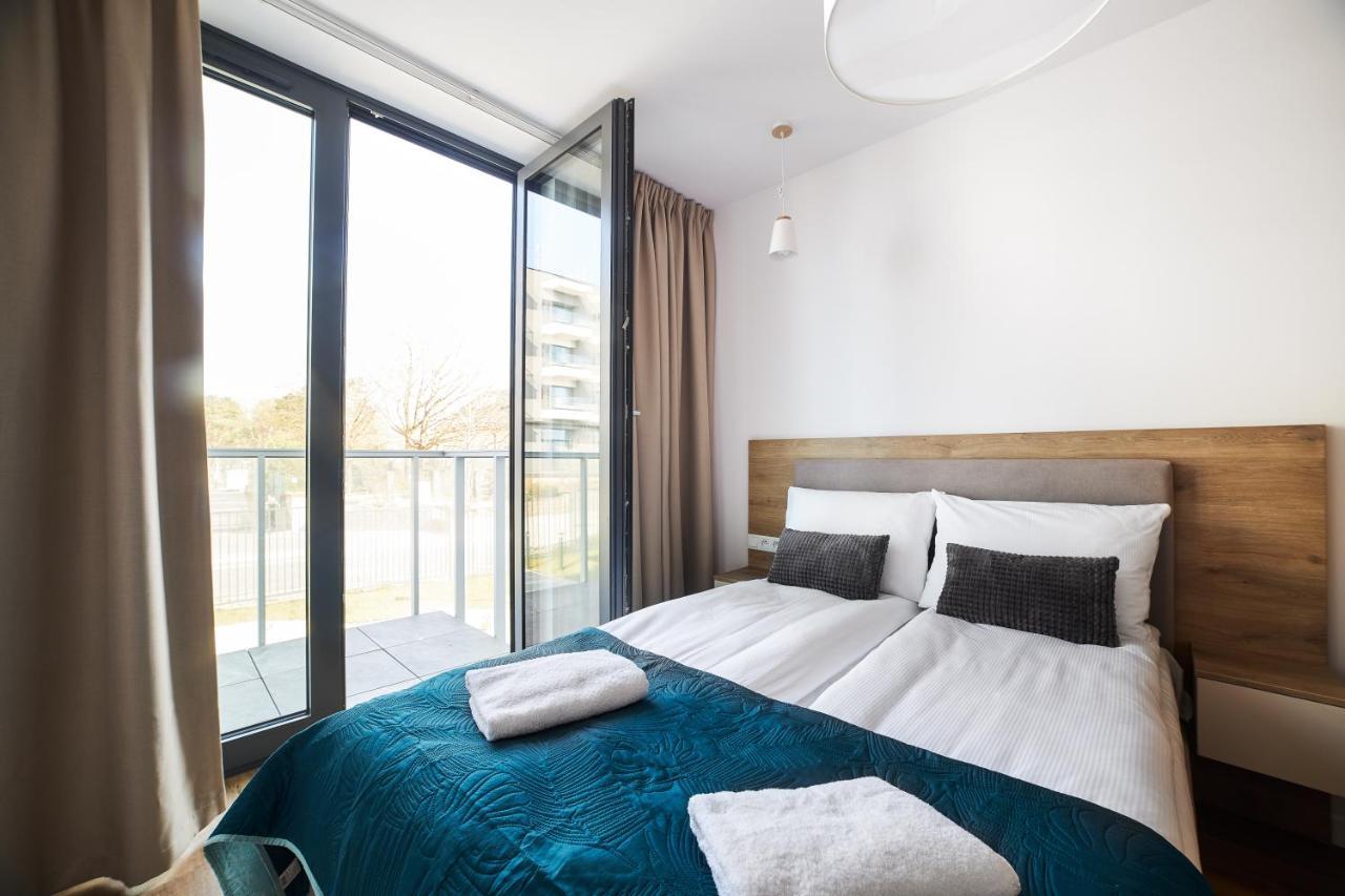 Jantaris Mielno Apartamenty Przy Plazy Bagian luar foto