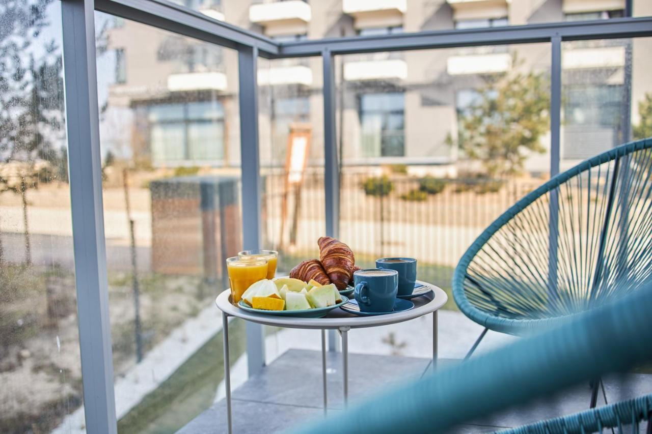Jantaris Mielno Apartamenty Przy Plazy Bagian luar foto